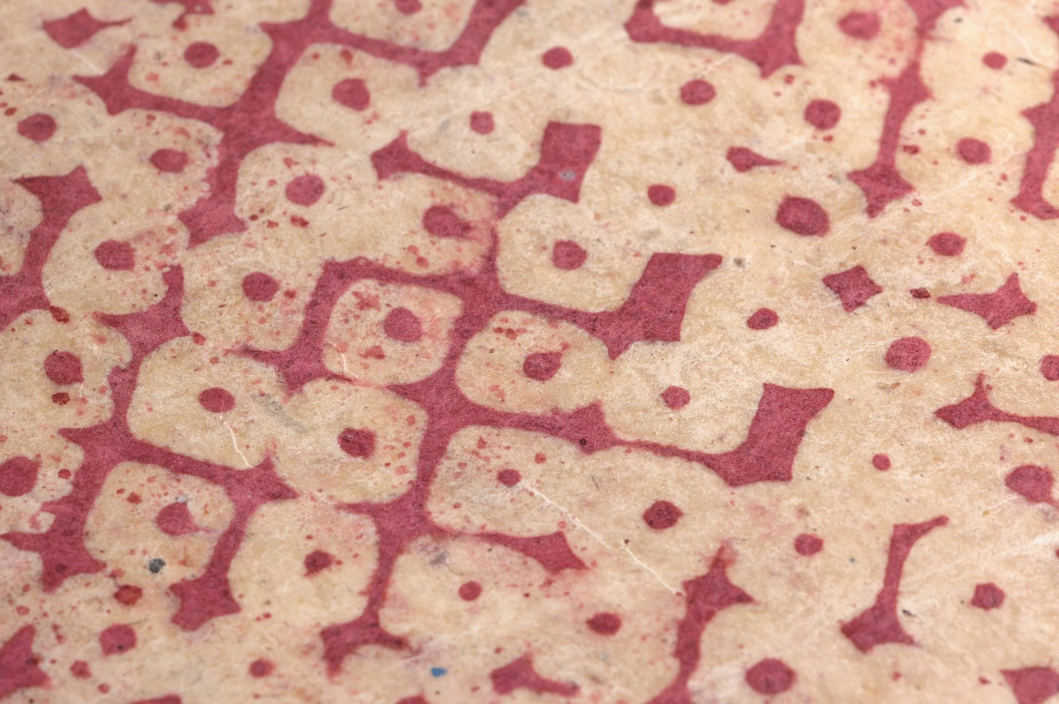 Tapete Dakini Bordeaux 5 Tapete Dakini Bordeaux – Bild 3