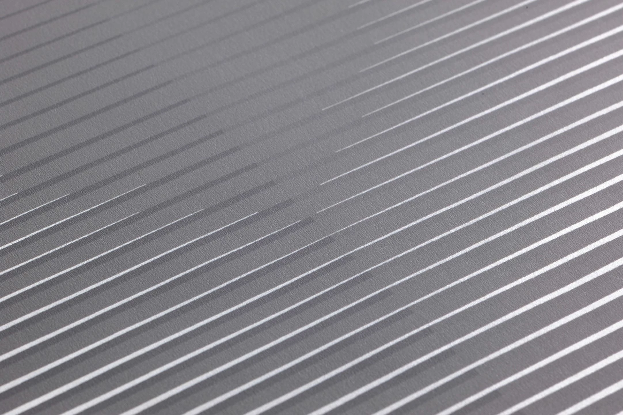 Tapete Amani Grau 5 Tapete Amani Grau – Bild 3