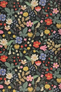 Tapete Strawberry Garden Schwarz