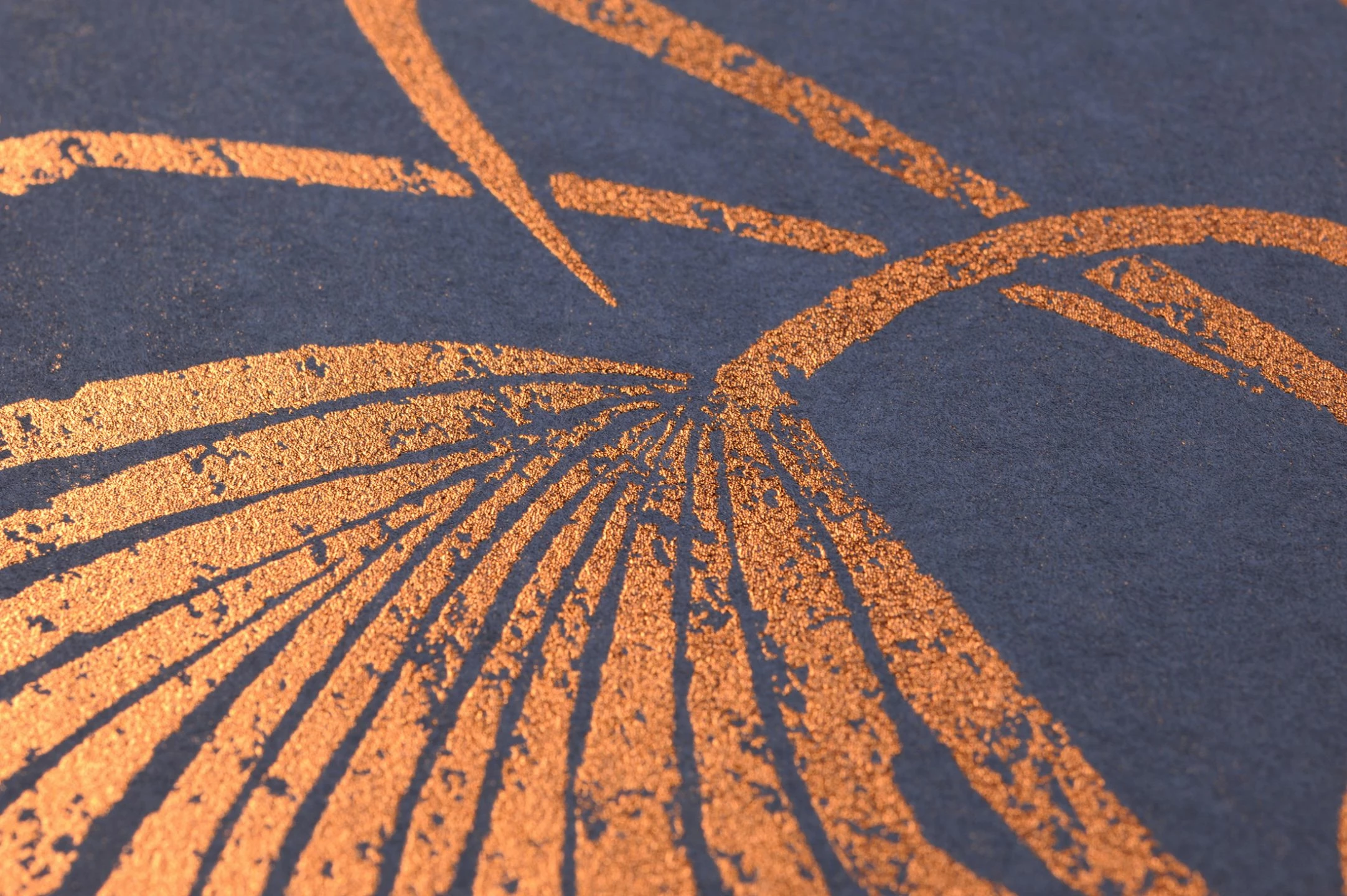 Tapete Lorella Kupfer Schimmer 5 Tapete Lorella Kupfer Schimmer – Bild 3