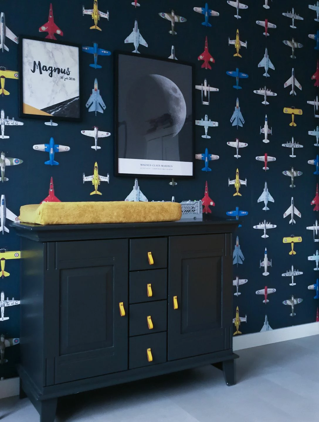 Tapete Airplanes 02 Graublau 6 Tapete Airplanes 02 Graublau – Bild 4