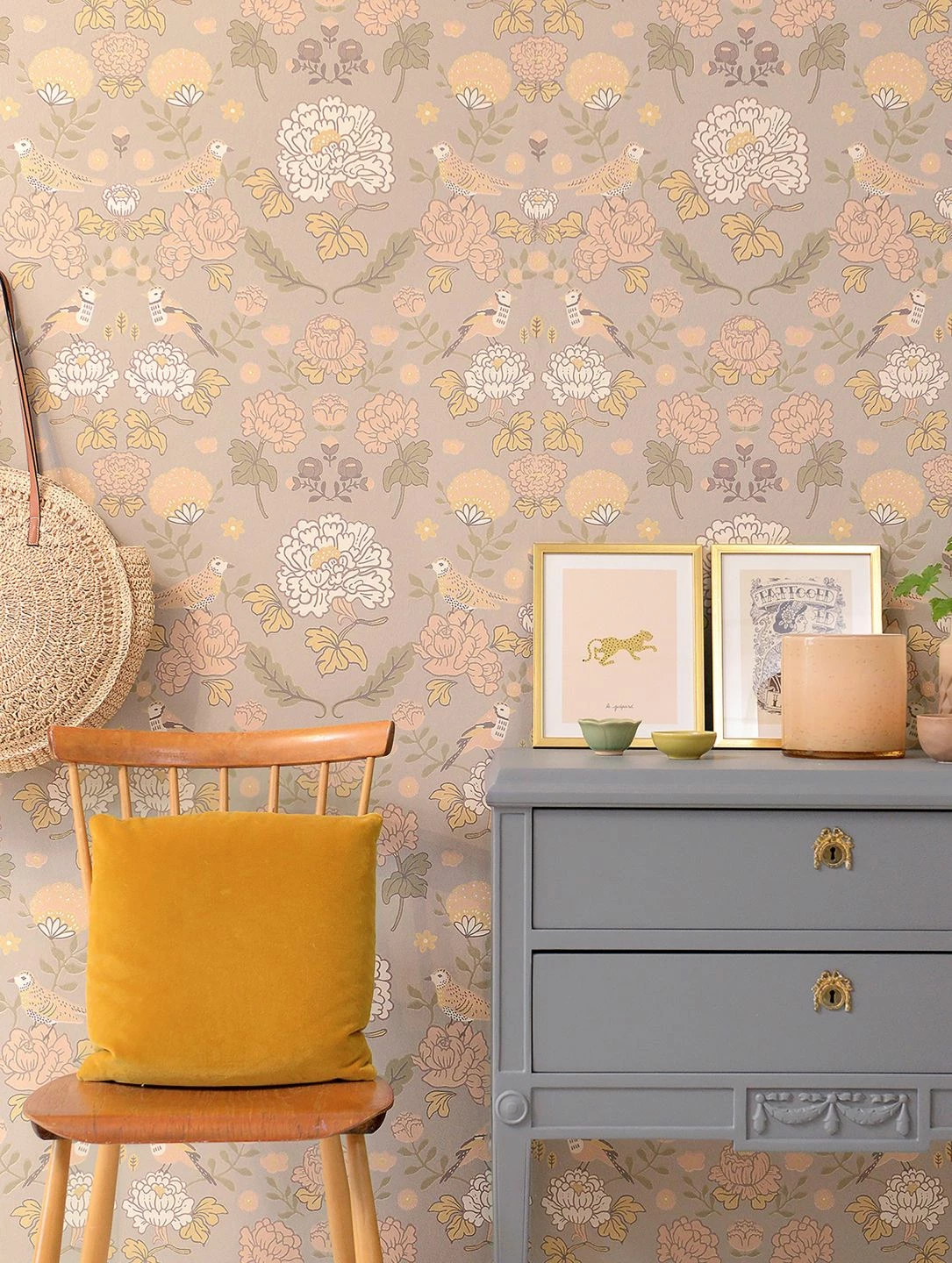 Tapete June Hellgrau 5 Tapete June Hellgrau – Bild 3