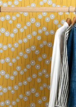 Tapete Meadow Ginstergelb