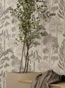 Ferm LIVING Tapete Trees Cremeweiss