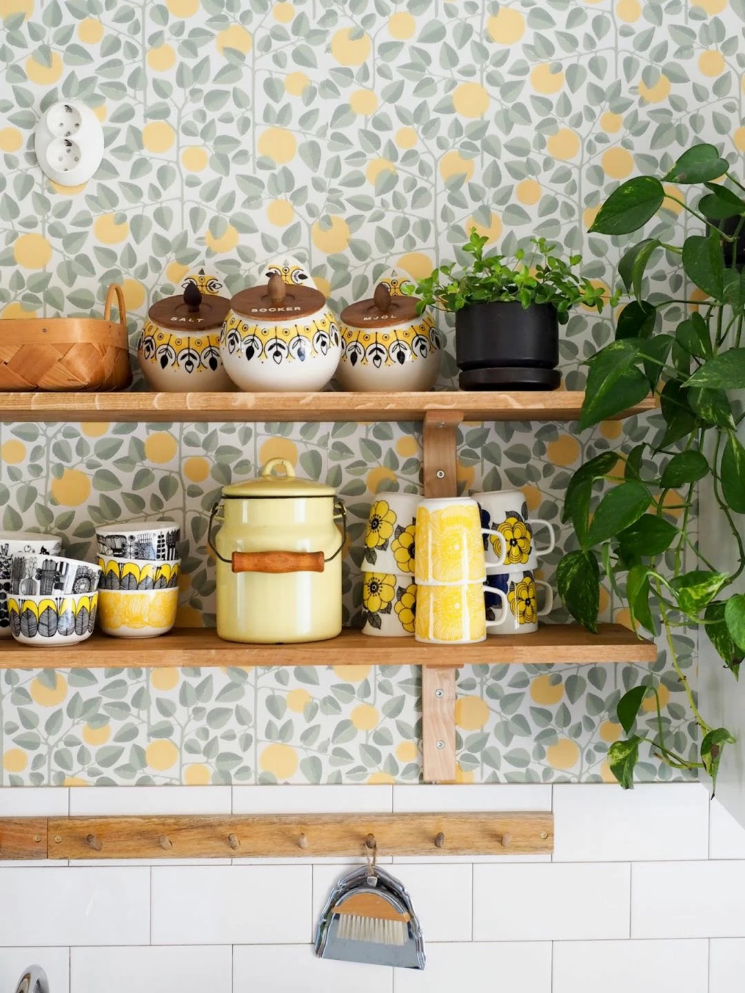 Tapete Valentina Sonnengelb 5 Tapete Valentina Sonnengelb – Bild 3