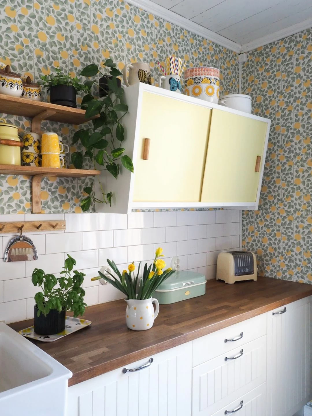 Tapete Valentina Sonnengelb 7 Tapete Valentina Sonnengelb – Bild 5